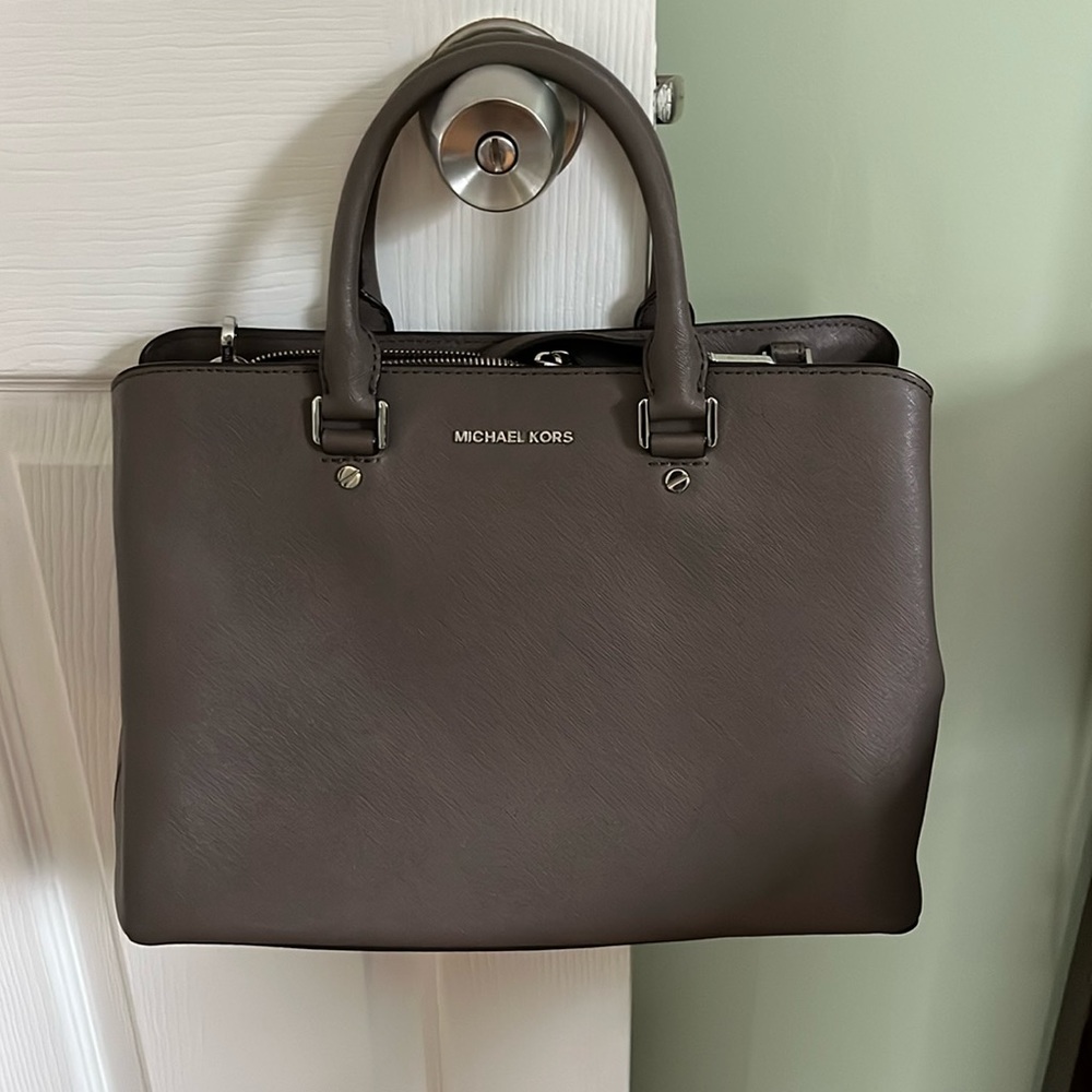 Micheal Kors Messenger Bag with Strap